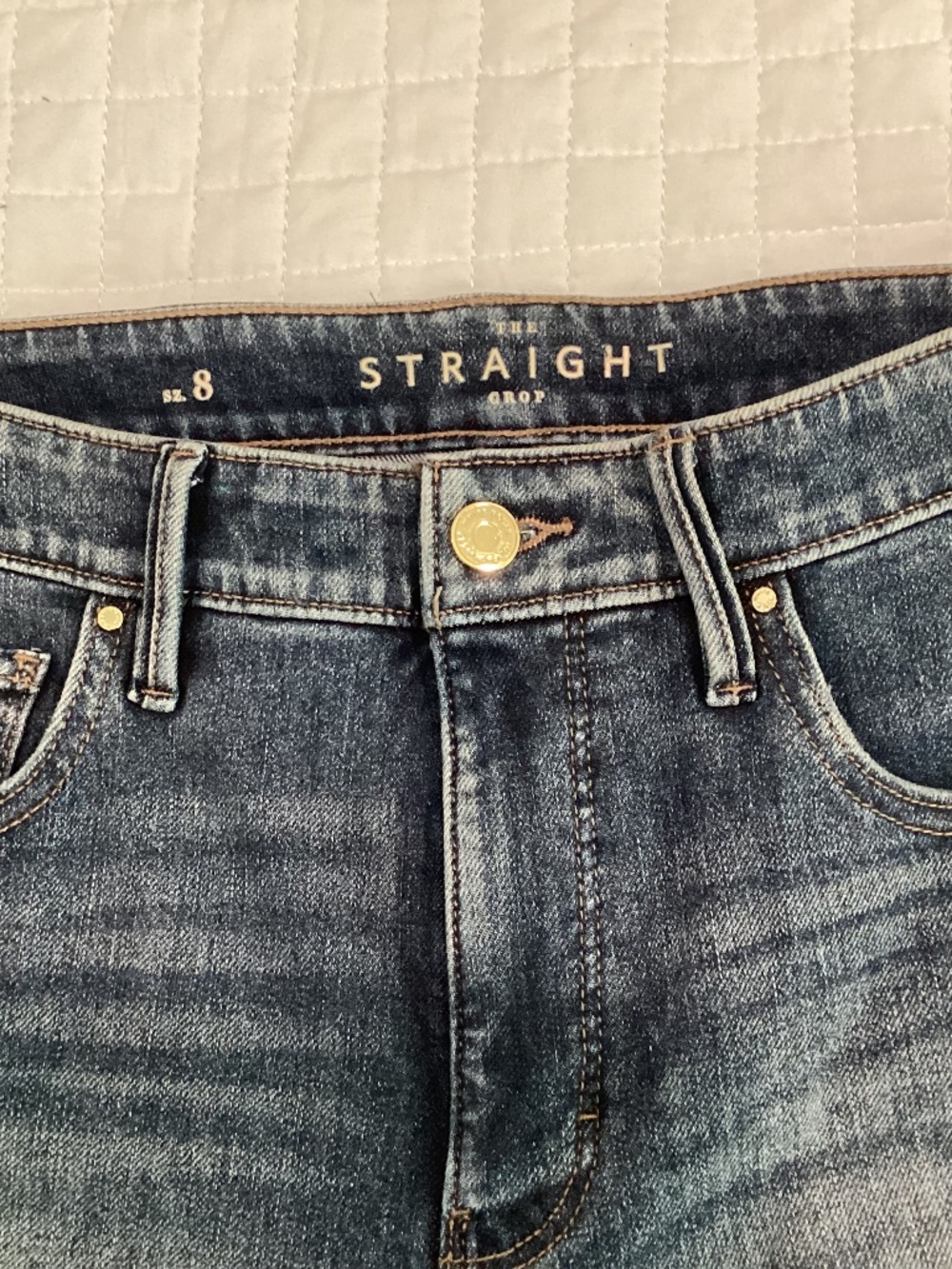 White House Black Market The Straight Crop  SIze 8R